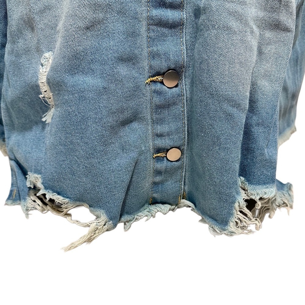 NEW Raw Hem Denim Cotton Jean Jacket Distressed Frayed Hem Front Button Closure - Picture 9 of 16